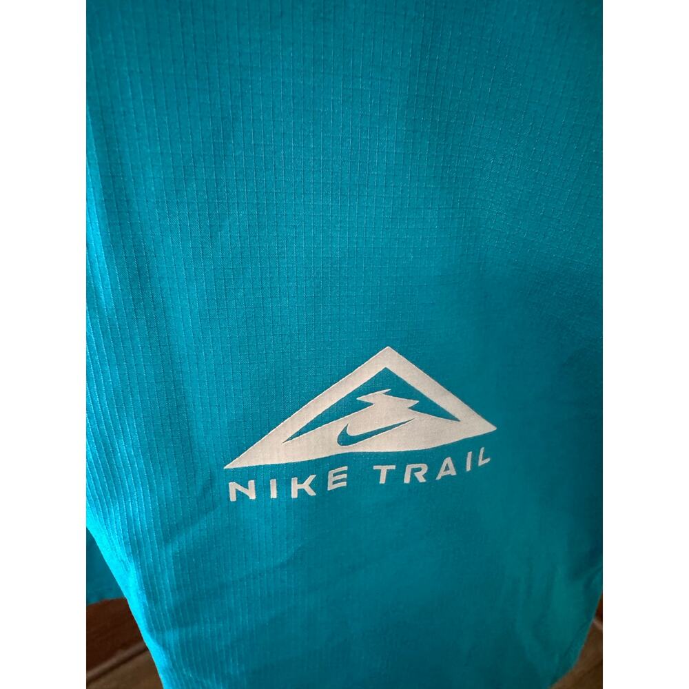 Nike Trail Dri-FIT Running Shirt Teal L Lightweight Athletic - Picture 2 of 9
